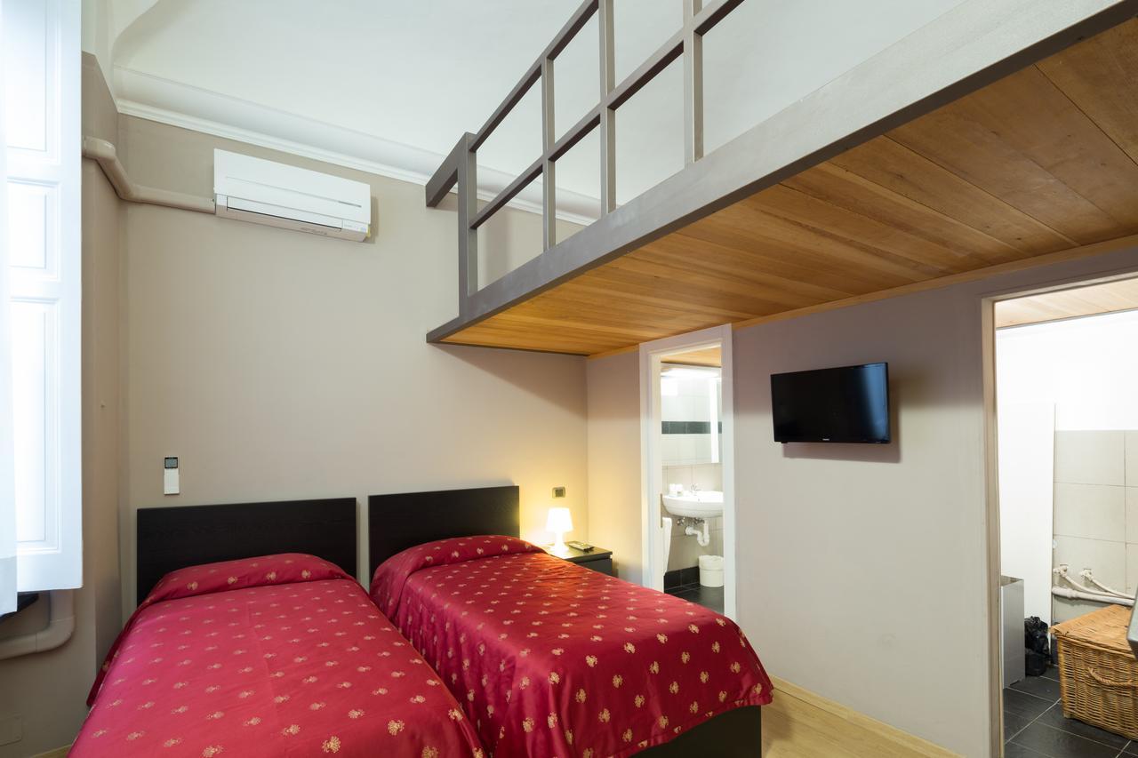 Helvetia Suite Genoa Luaran gambar